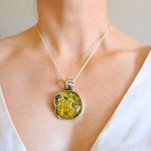 Baltic Green Amber Sterling Silver Lizard Pendant Necklace